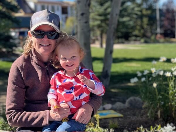 Rose FNDcourage Volunteer